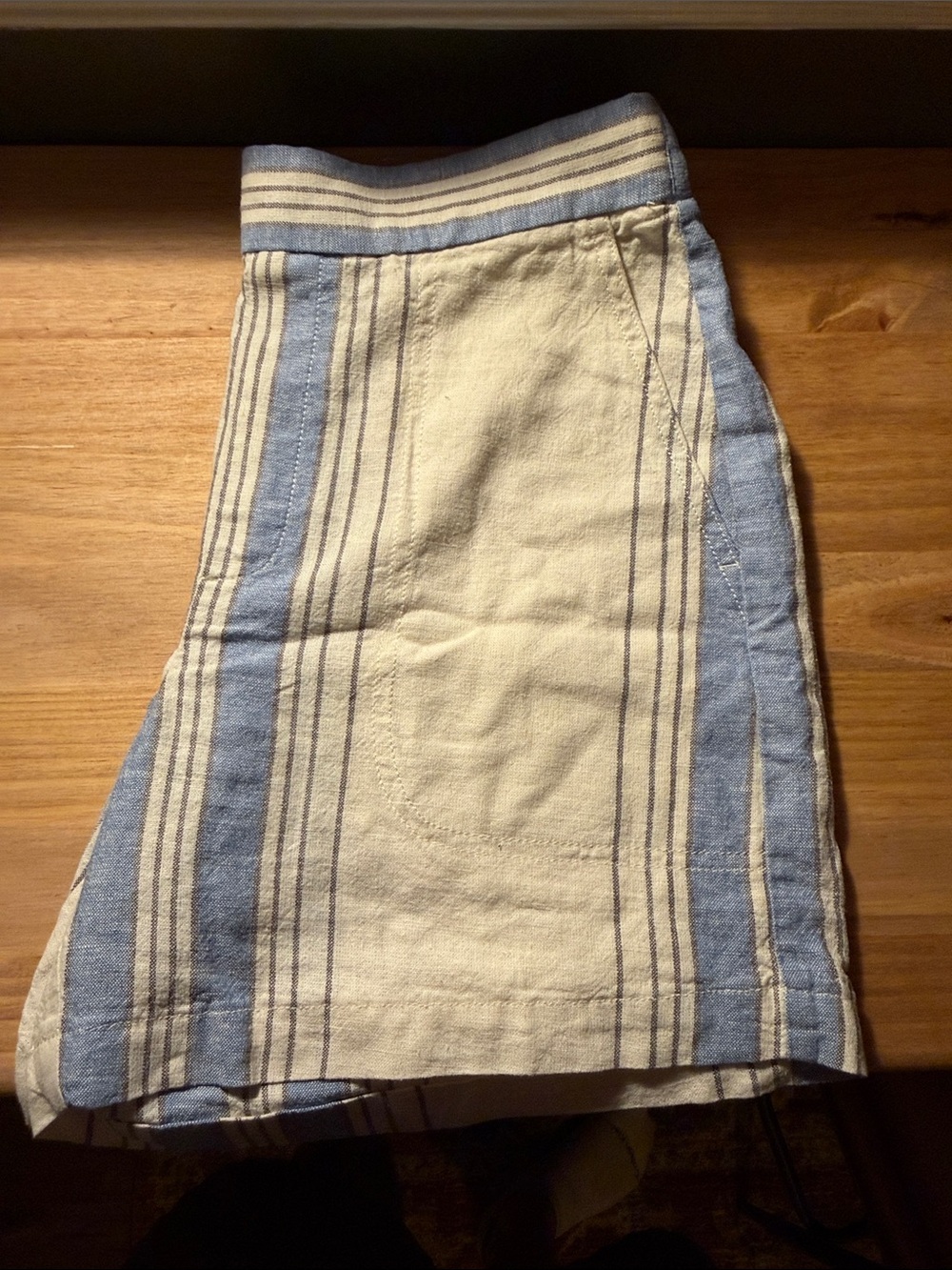 Women's Blue and Cream Striped Linen Shorts NEW W/O Tag